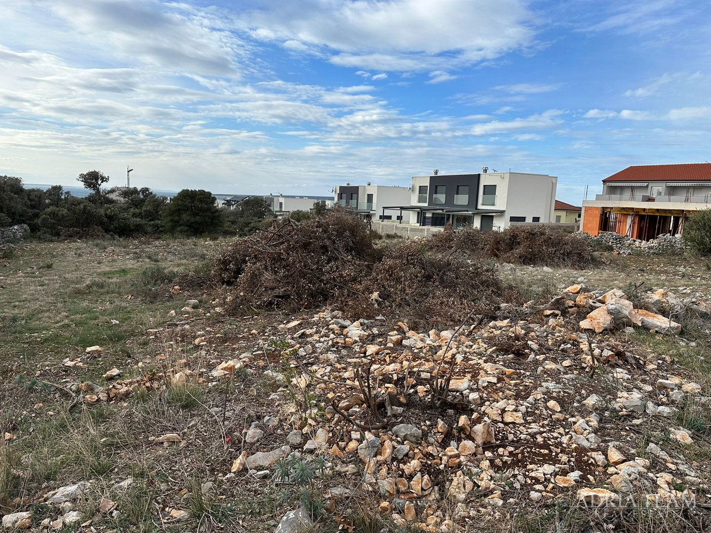 GRAĐEVINSKO ZEMLJIŠTE - MANDRE, PAG