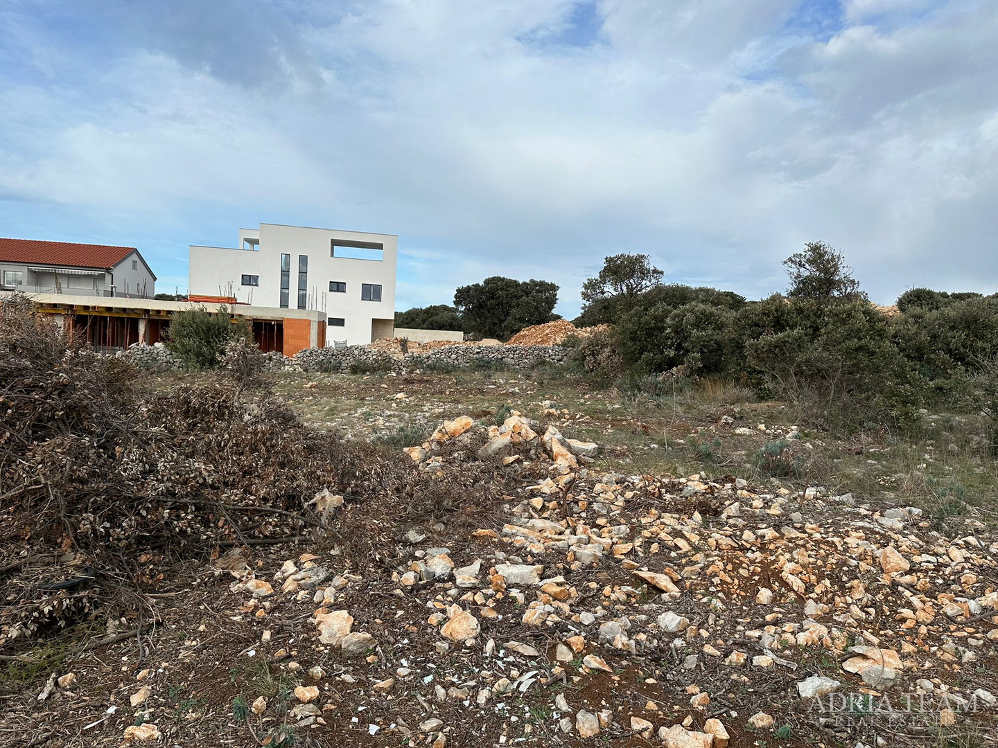 GRAĐEVINSKO ZEMLJIŠTE - MANDRE, PAG