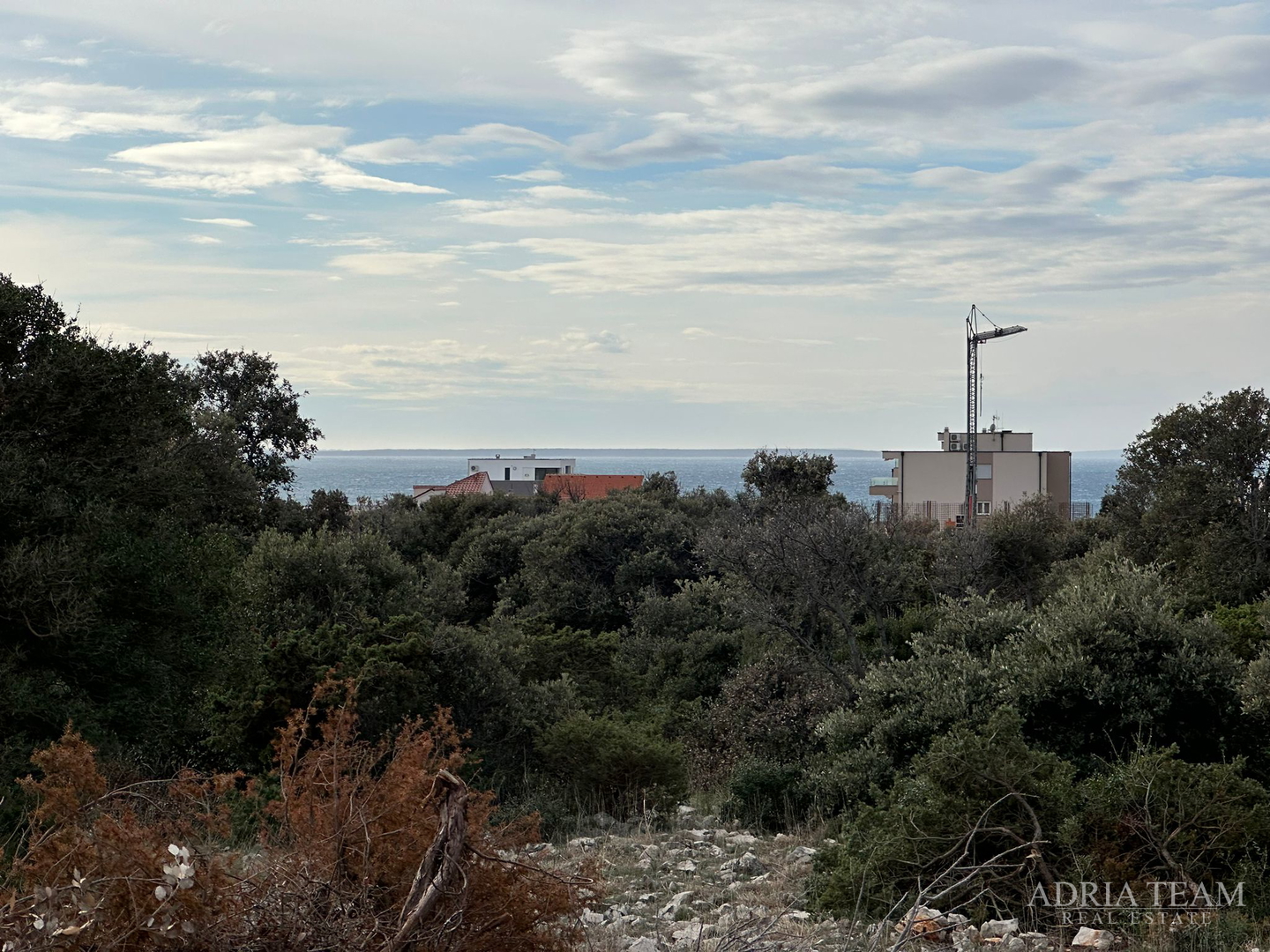 GRAĐEVINSKO ZEMLJIŠTE - MANDRE, PAG