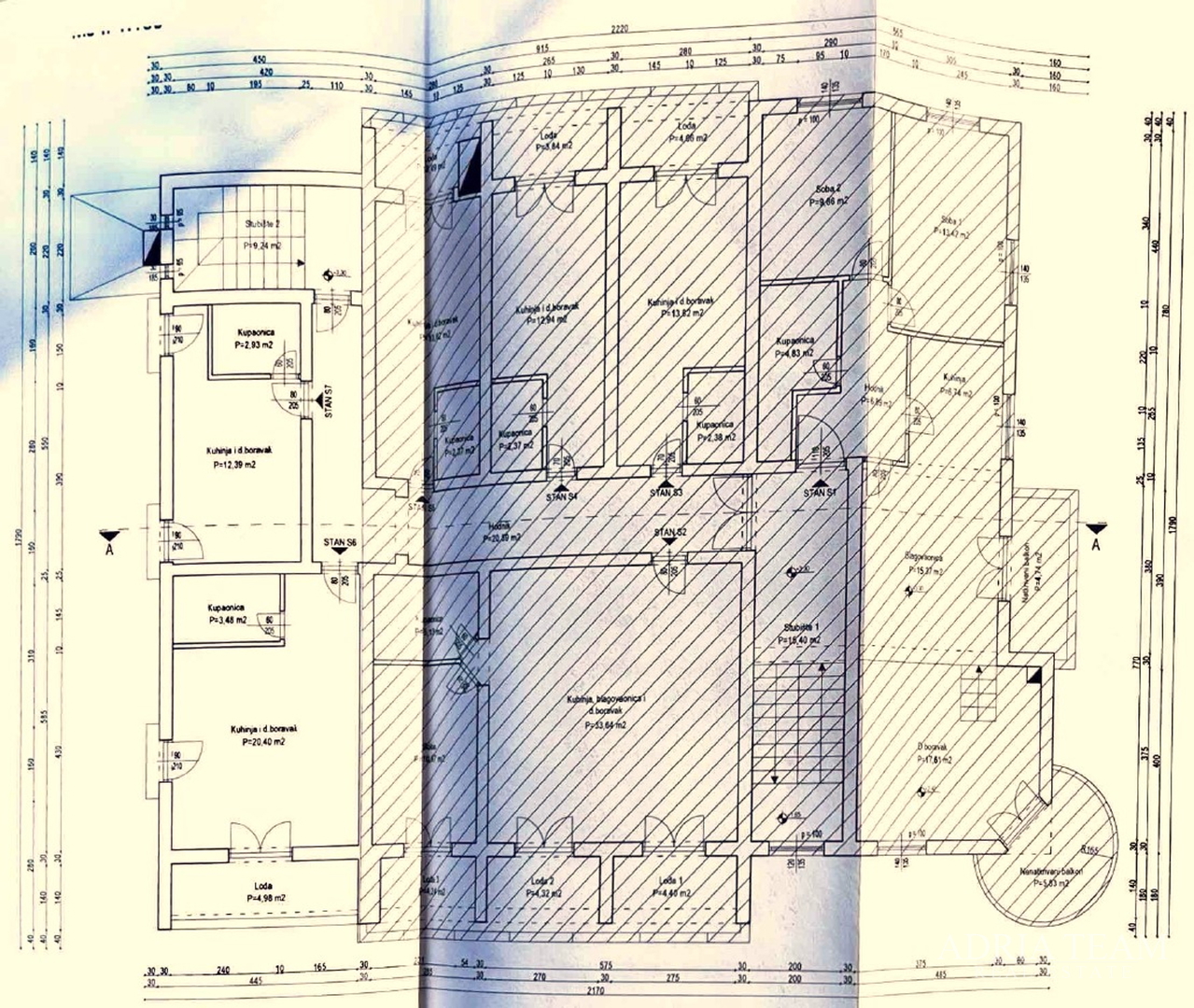 RENOVIRANA KUĆA S POSLOVNIM PROSTOROM (RESTORAN I PEKARA) - NIN