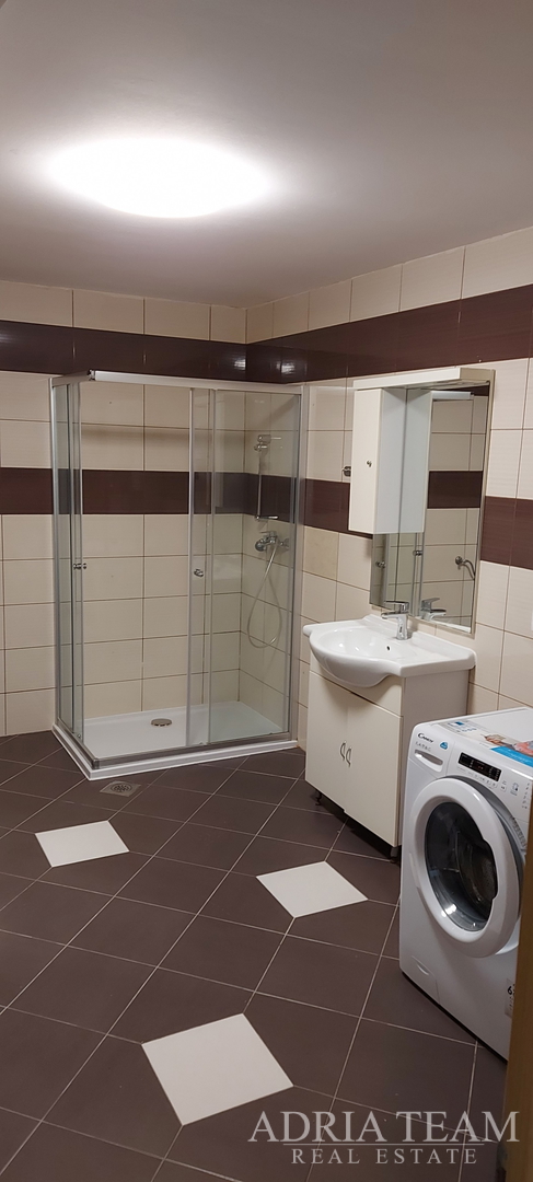 DVA SPOJENA APARTMANA S POGLEDOM NA MORE - OKRUG GORNJI, ČIOVO