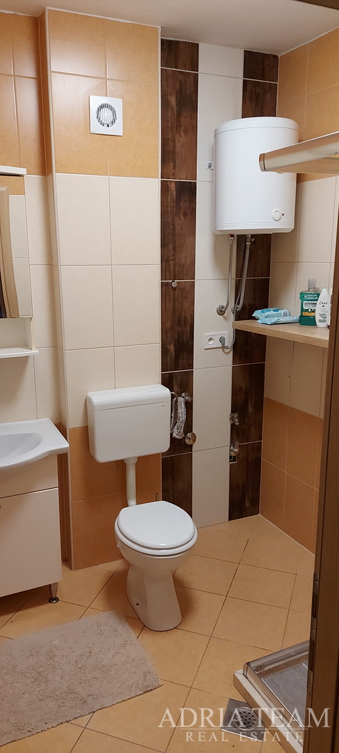 DVA SPOJENA APARTMANA S POGLEDOM NA MORE - OKRUG GORNJI, ČIOVO