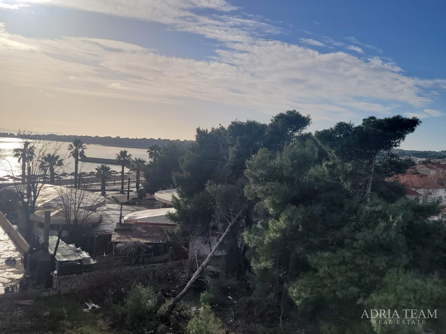APARTMAN S OTVORENIM POGLEDOM NA MORE, 80 M OD MORA, VIR - JUŽNA STRANA