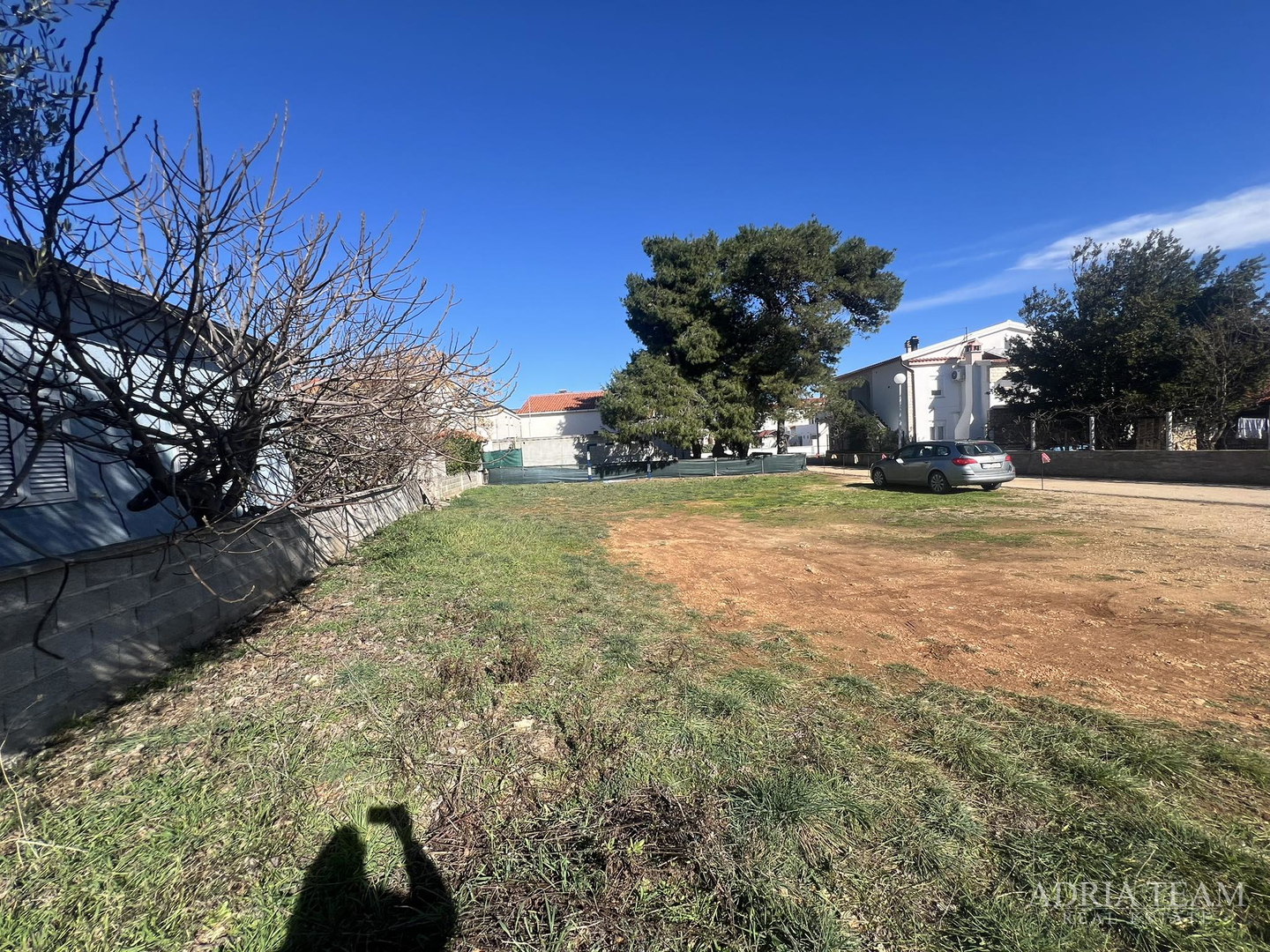 AKCIJA!! NEIZGRAĐENI DIO GRAĐEVINSKOG ZEMLJIŠTA - VIR