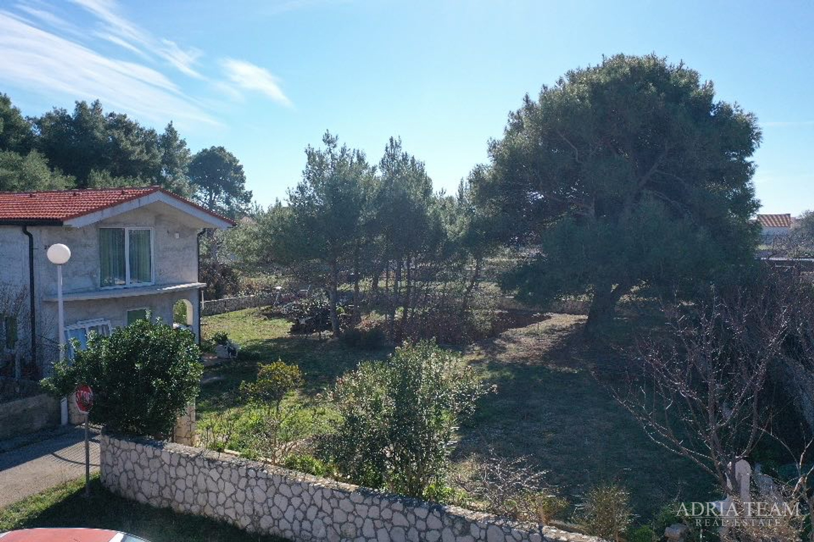 AKCIJA!! NEIZGRAĐENI DIO GRAĐEVINSKOG ZEMLJIŠTA - VIR