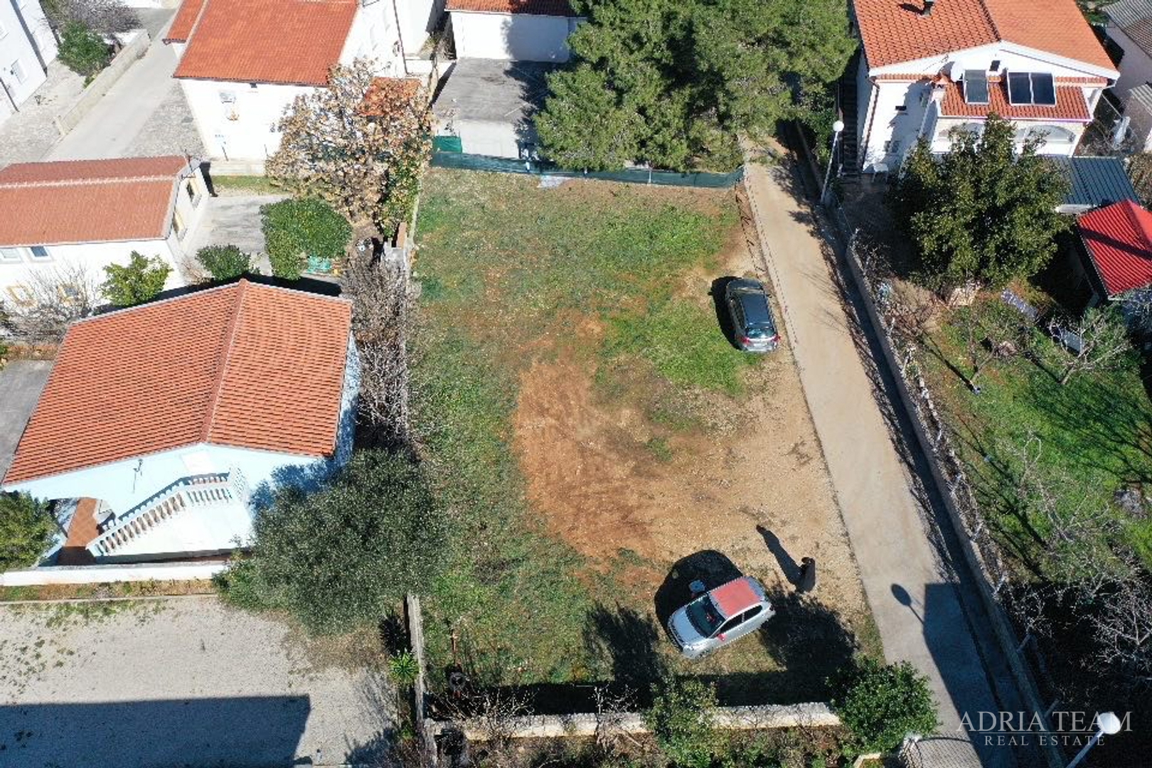 AKCIJA!! NEIZGRAĐENI DIO GRAĐEVINSKOG ZEMLJIŠTA - VIR