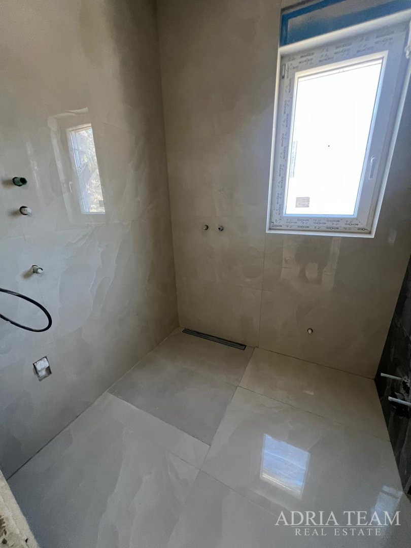 APARTMENTS IN NEW BUILDING 200 m FROM THE SEA - SELINE