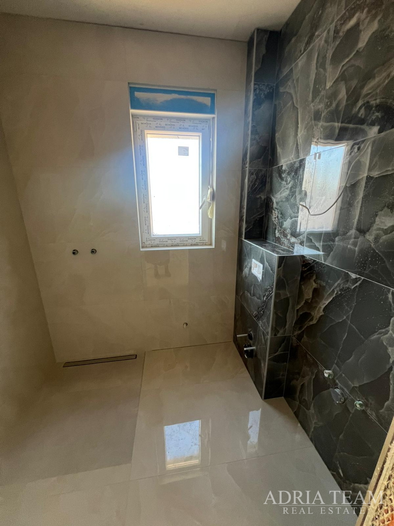 APARTMENTS IN NEW BUILDING 200 m FROM THE SEA - SELINE