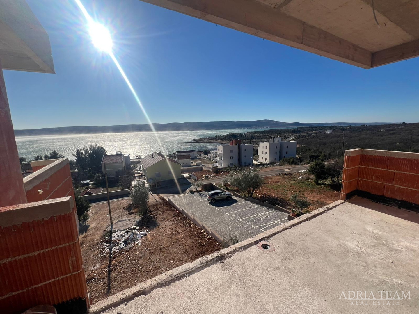 APARTMENTS IN NEW BUILDING 200 m FROM THE SEA - SELINE