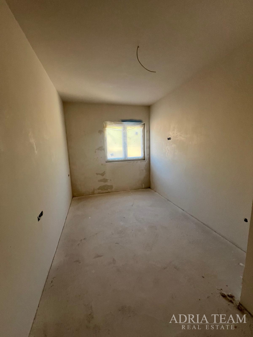 APARTMENTS IN NEW BUILDING 200 m FROM THE SEA - SELINE