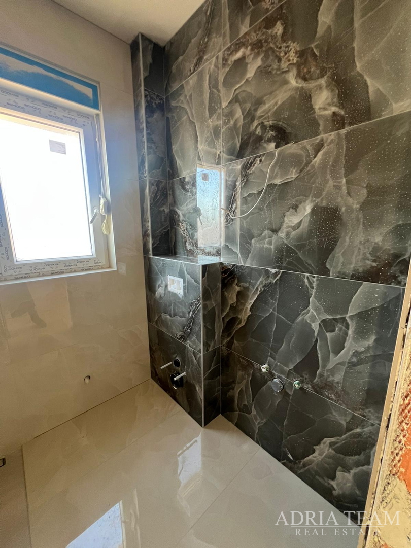 APARTMENTS IN NEW BUILDING 200 m FROM THE SEA - SELINE