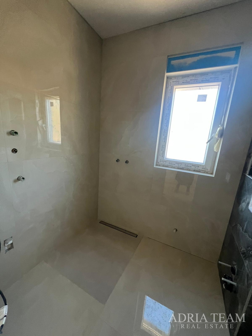 APARTMENTS IN NEW BUILDING 200 m FROM THE SEA - SELINE