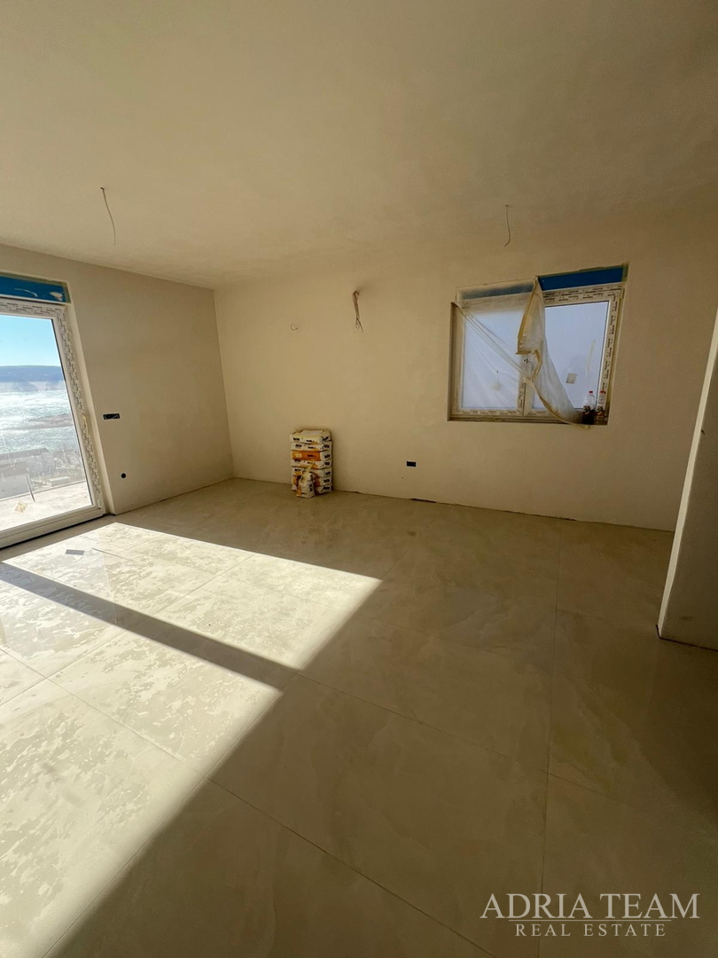 APARTMENTS IN NEW BUILDING 200 m FROM THE SEA - SELINE