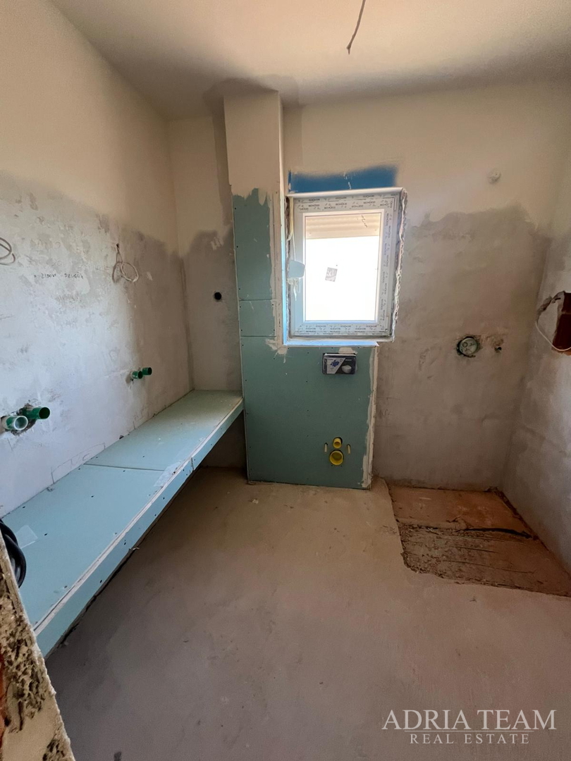 APARTMENTS IN NEW BUILDING 200 m FROM THE SEA - SELINE