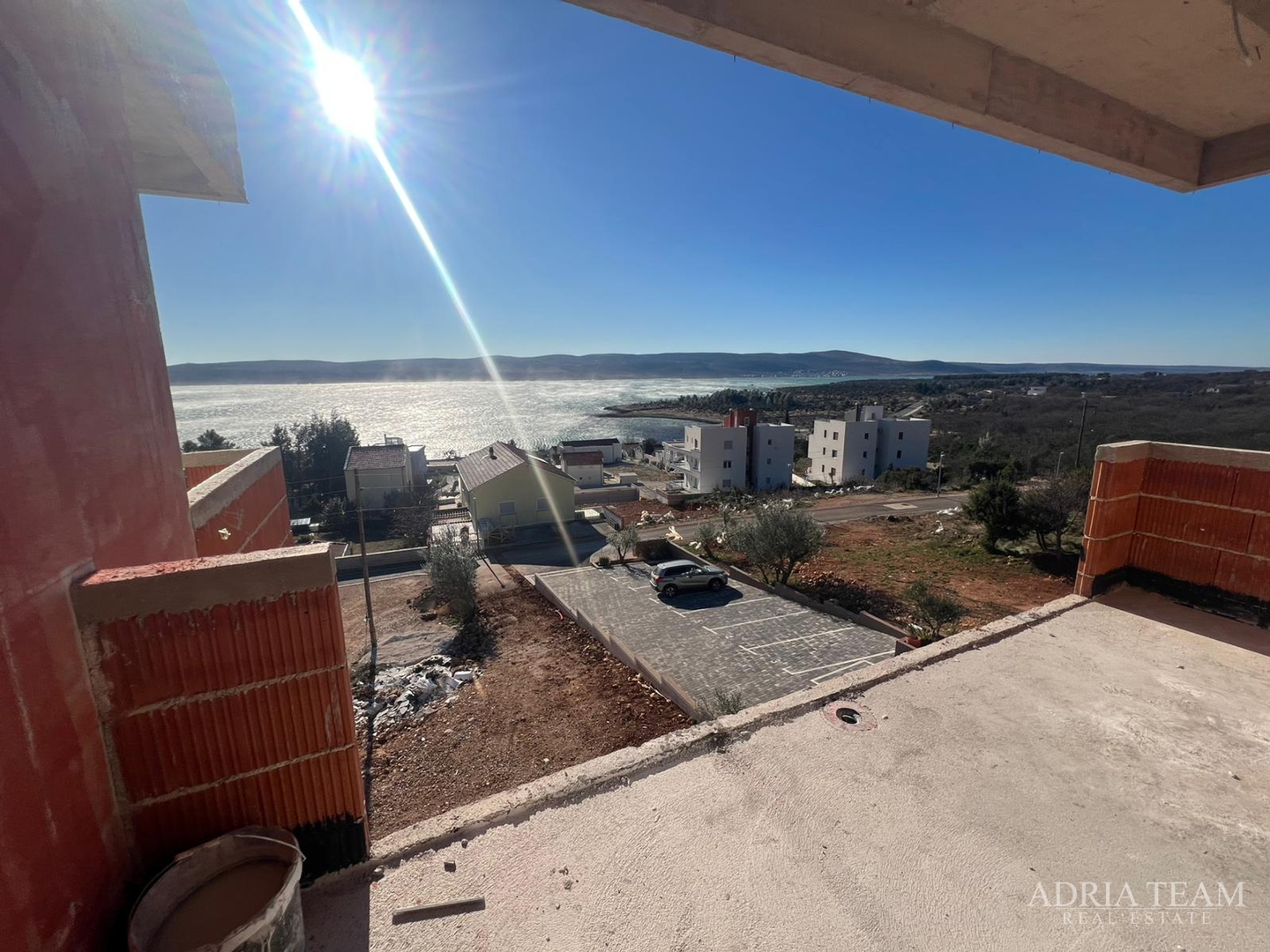 APARTMENTS IN NEW BUILDING 200 m FROM THE SEA - SELINE