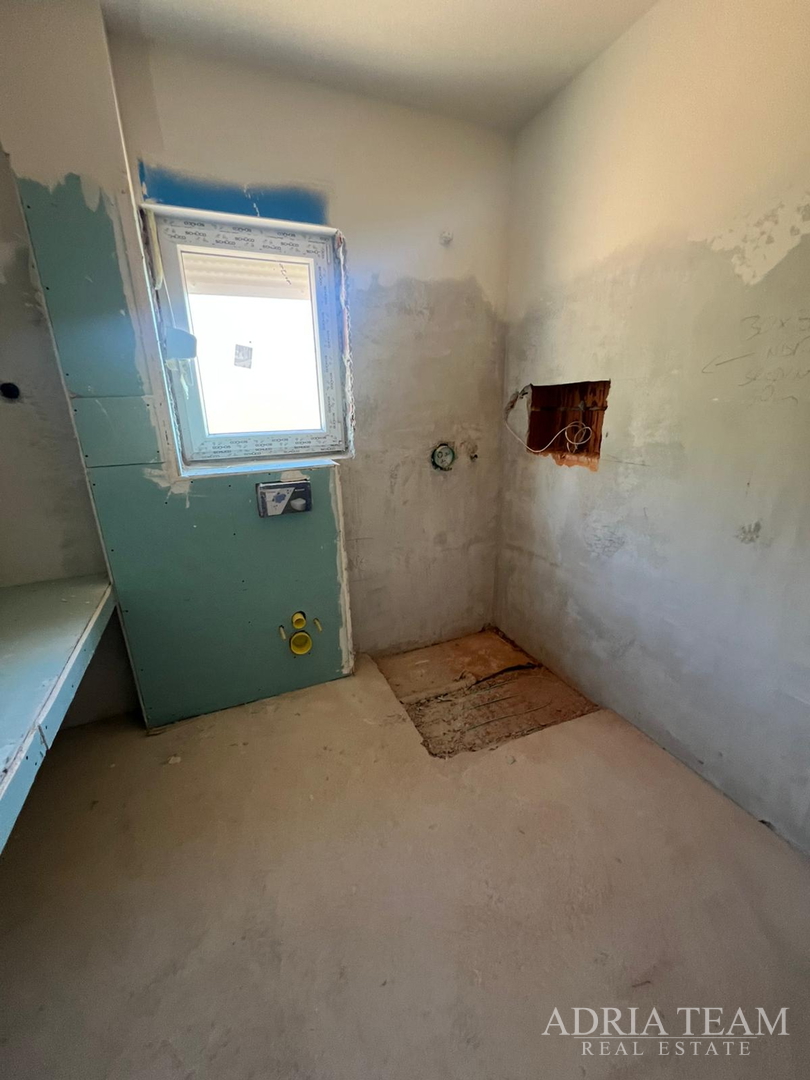 APARTMENTS IN NEW BUILDING 200 m FROM THE SEA - SELINE