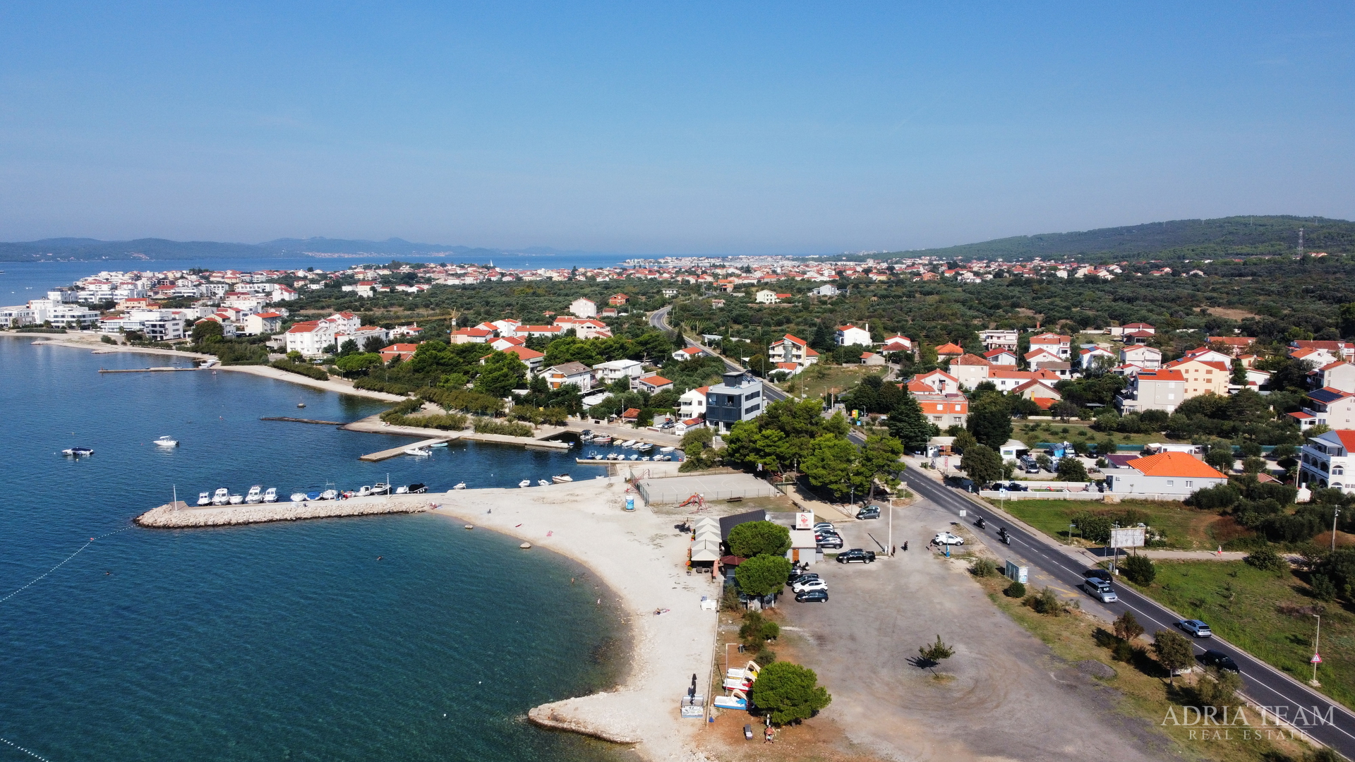 APARTMENTS IN NEW BUILDING WITH SEA VIEW AND FREE PARKING - SUKOŠAN