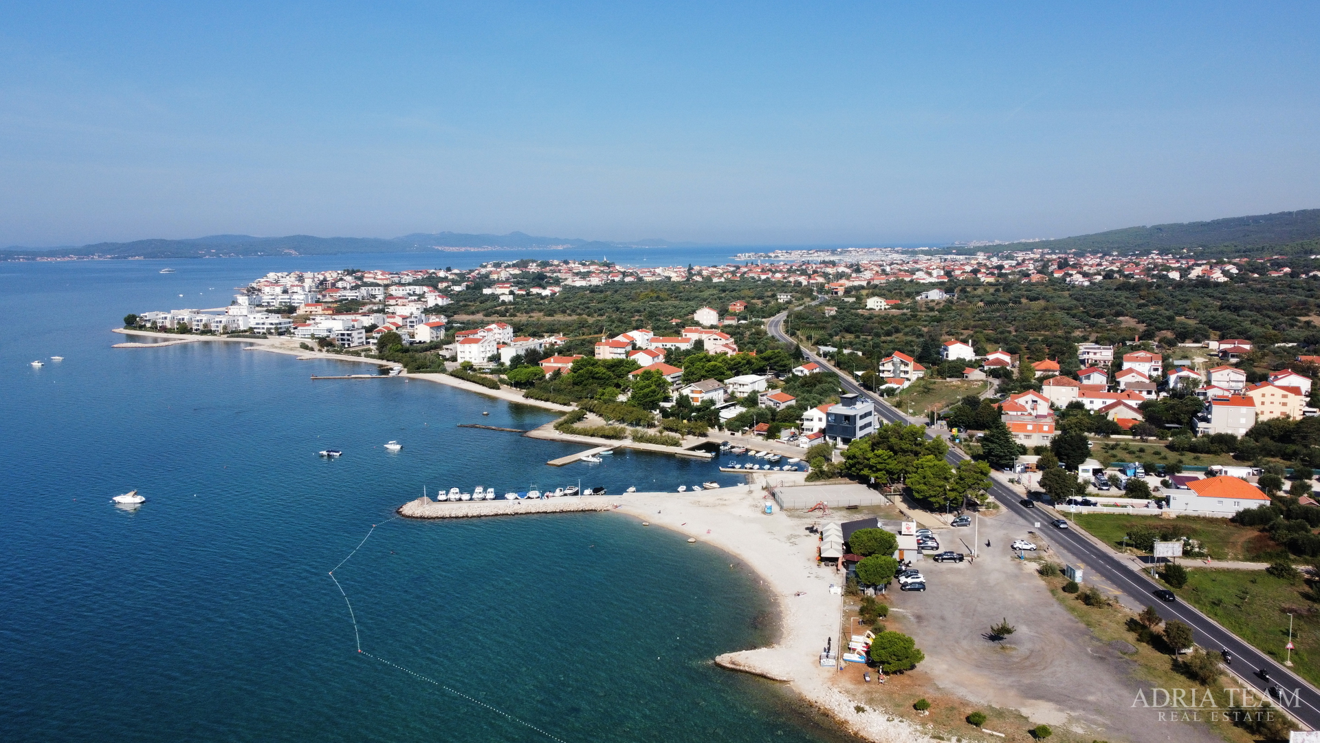 APARTMENTS IN NEW BUILDING WITH SEA VIEW AND FREE PARKING - SUKOŠAN
