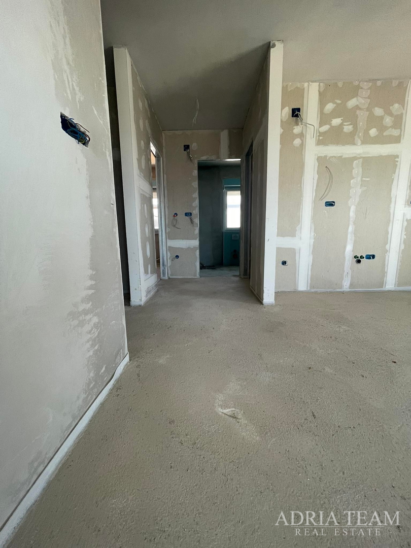 LUXURY APARTMENTS IN A RESIDENTIAL BUILDING, 70 m FROM THE SEA - PRIVLAKA - ZADAR