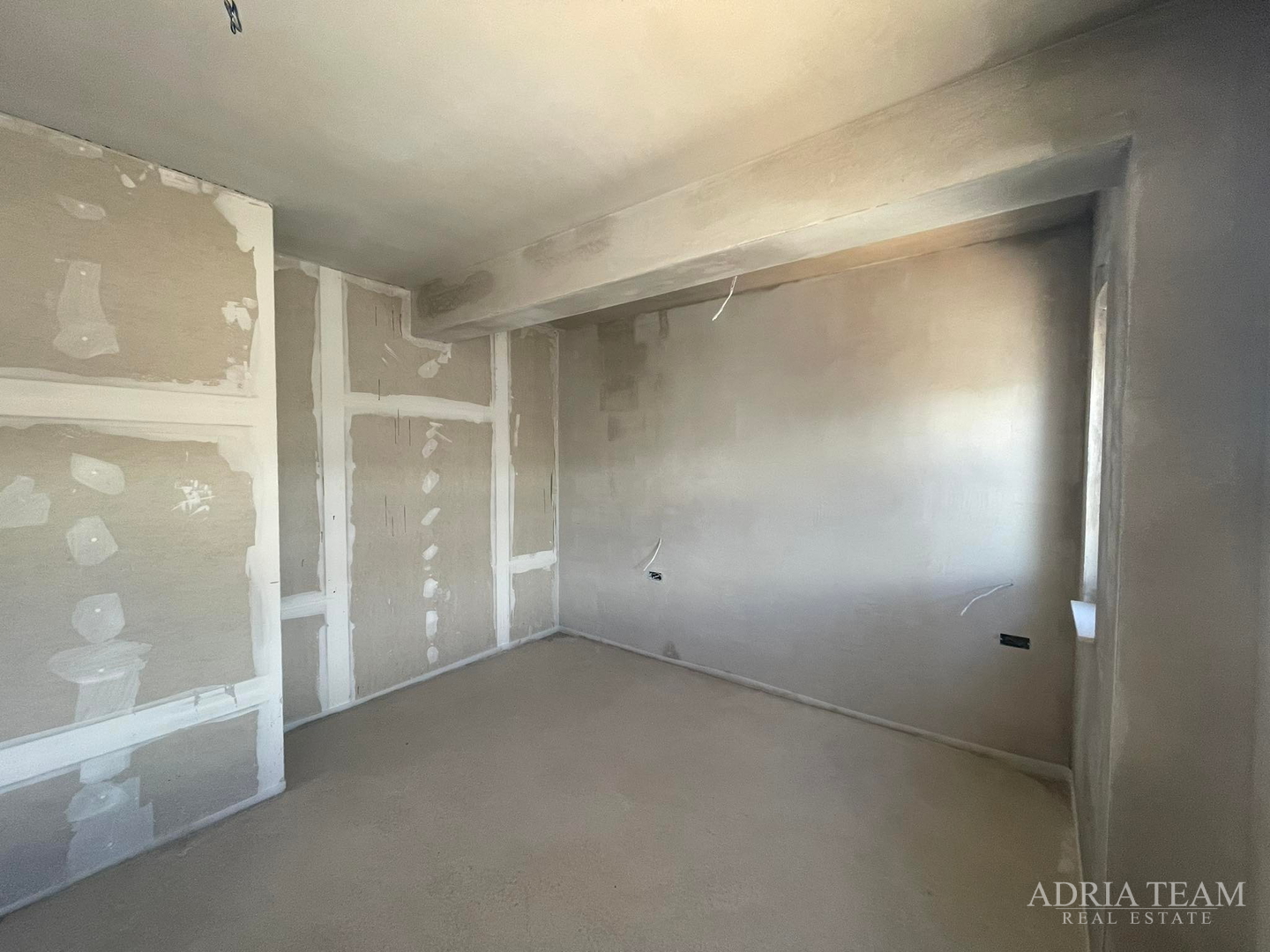 LUXURY APARTMENTS IN A RESIDENTIAL BUILDING, 70 m FROM THE SEA - PRIVLAKA - ZADAR