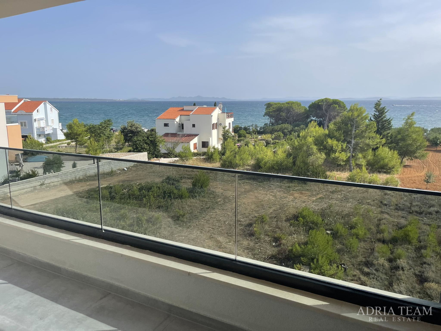 LUXURY APARTMENTS IN A RESIDENTIAL BUILDING, 70 m FROM THE SEA - PRIVLAKA - ZADAR