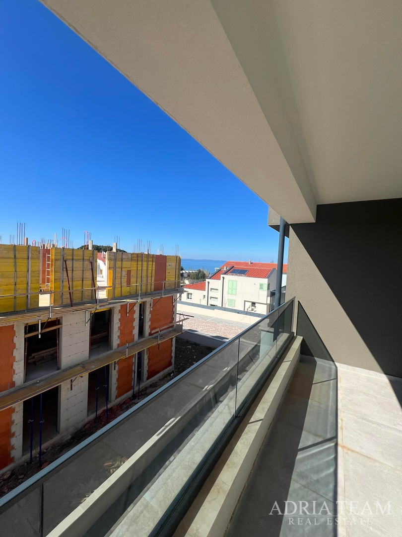LUXURY APARTMENTS IN A RESIDENTIAL BUILDING, 70 m FROM THE SEA - PRIVLAKA - ZADAR