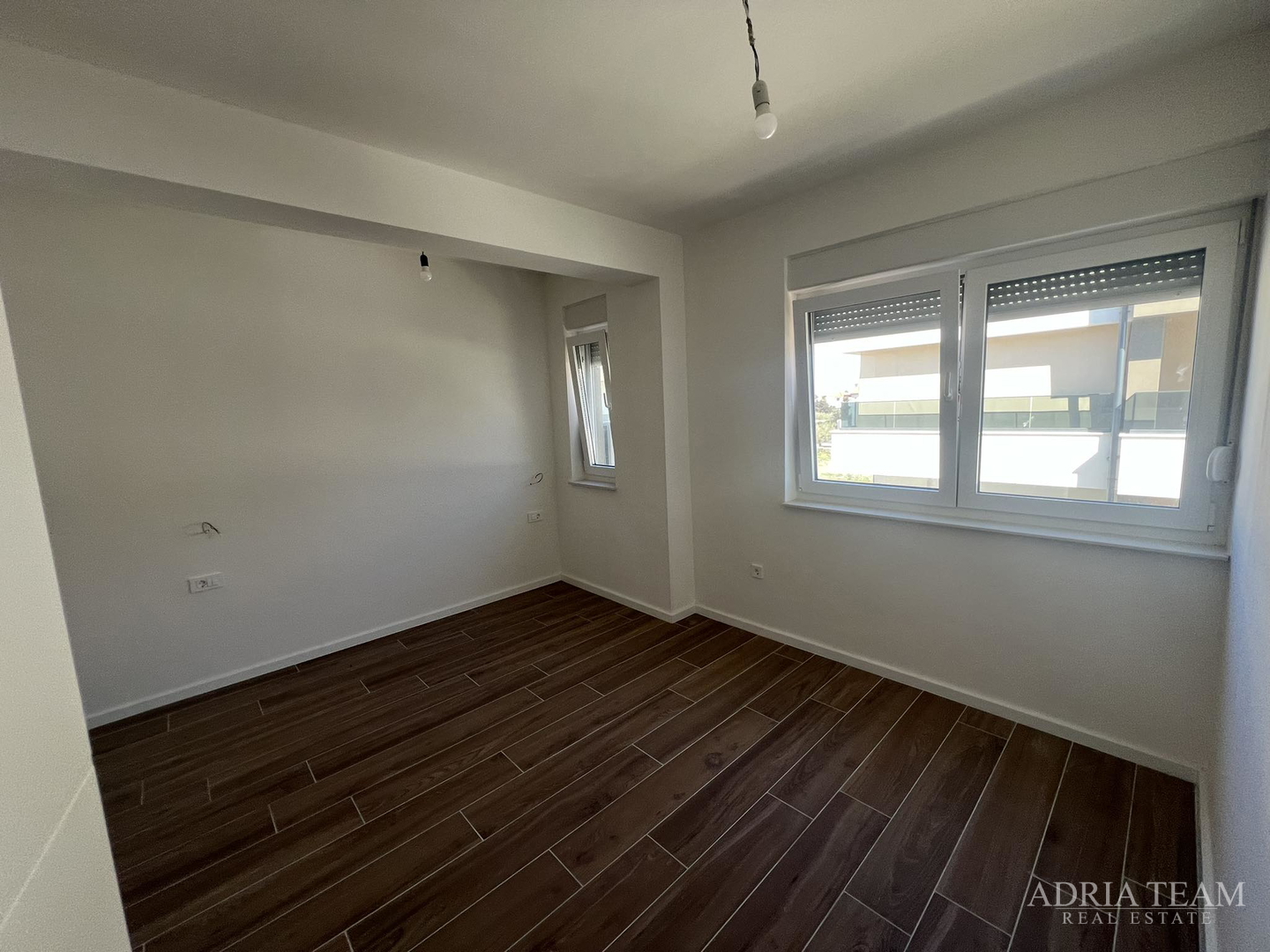 LUXURY APARTMENTS IN A RESIDENTIAL BUILDING, 70 m FROM THE SEA - PRIVLAKA - ZADAR