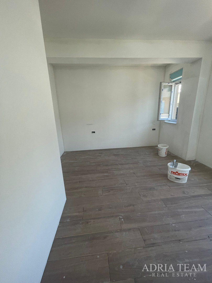 LUXURY APARTMENTS IN A RESIDENTIAL BUILDING, 70 m FROM THE SEA - PRIVLAKA - ZADAR
