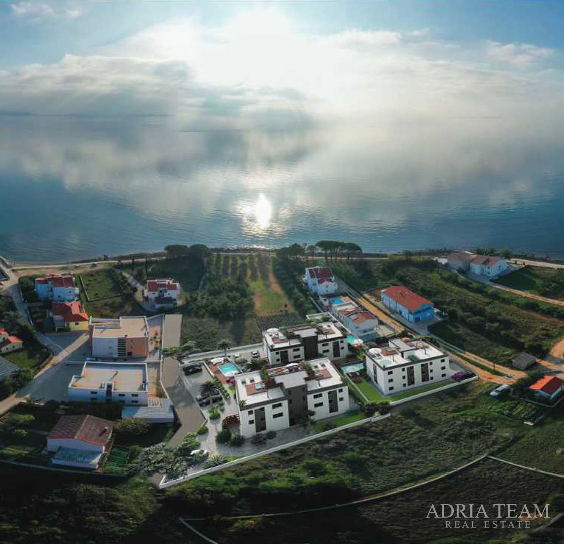 LUXURY APARTMENTS IN A RESIDENTIAL BUILDING, 70 m FROM THE SEA - PRIVLAKA - ZADAR