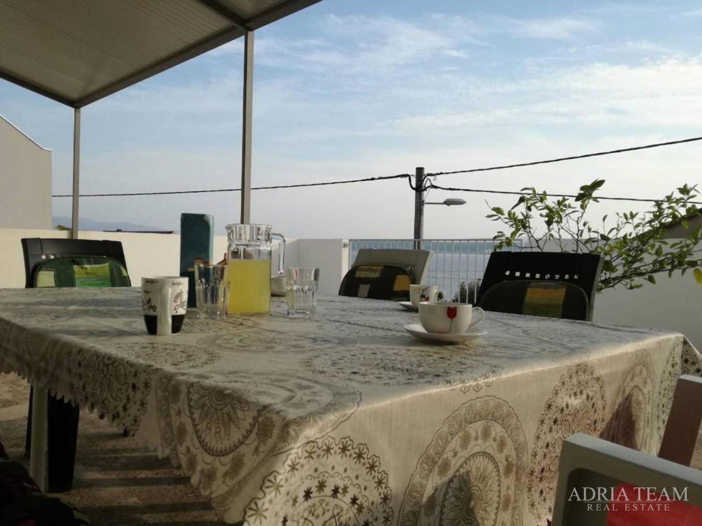 HOUSE 200 m FROM THE SEA - MASLENICA