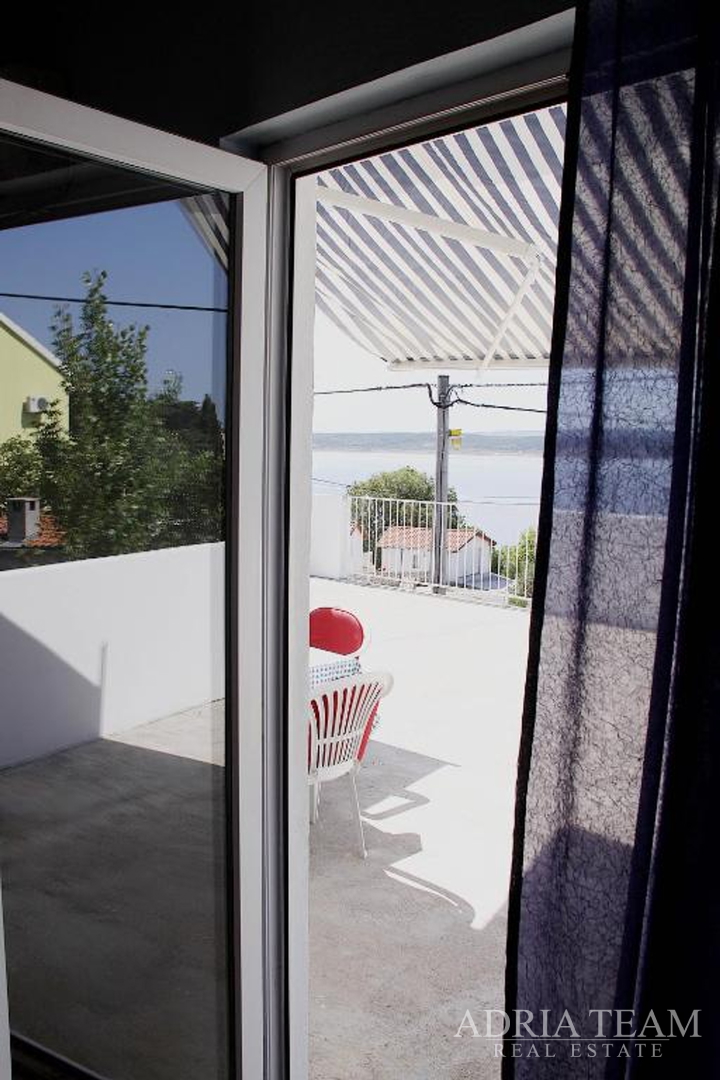 HOUSE 200 m FROM THE SEA - MASLENICA