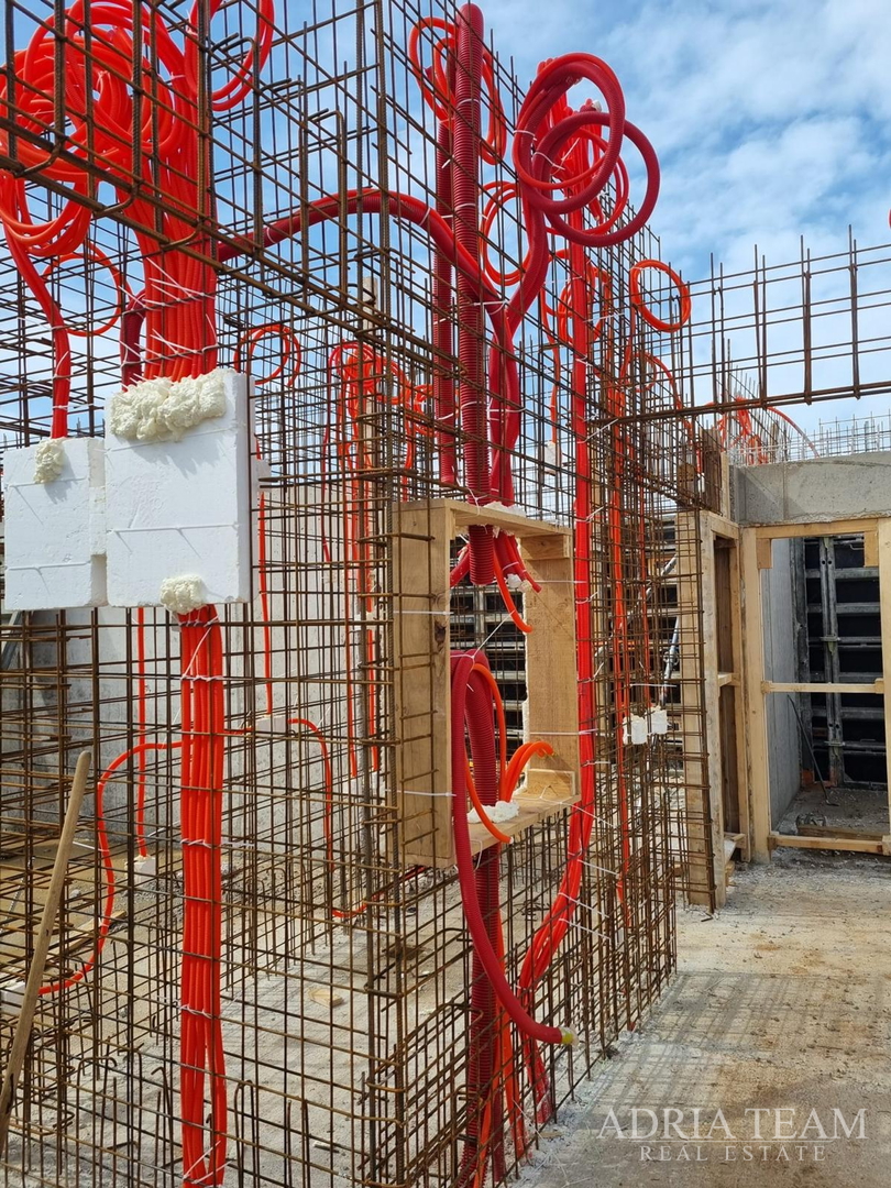 APARTMENTS IN A RESIDENTIAL BUILDING IN NEW CONSTRUCTION, 270 m FROM THE SEA - POVLJANA, PAG