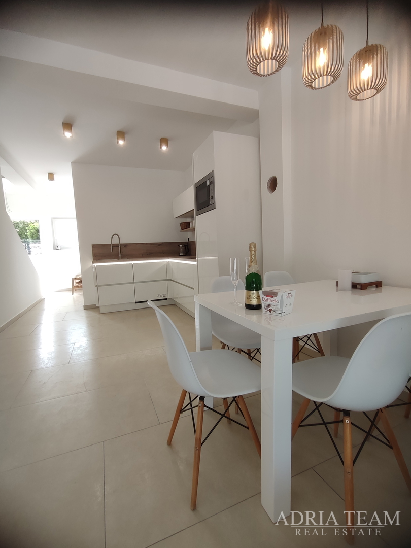 WOHNUNGEN IN EINEM WOHNHAUS, NEUBAU - PAŠMAN