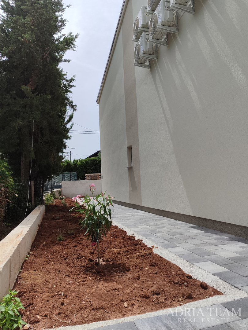 WOHNUNGEN IN EINEM WOHNHAUS, NEUBAU - PAŠMAN