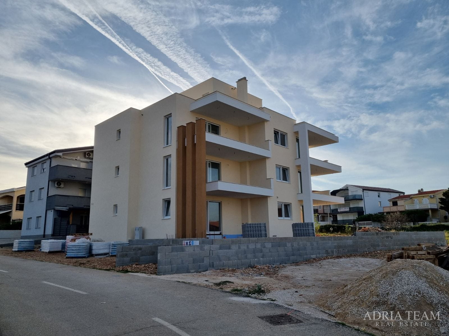 MEERBLICK-APARTMENTS, NEUBAU - POVLJANA, PAG