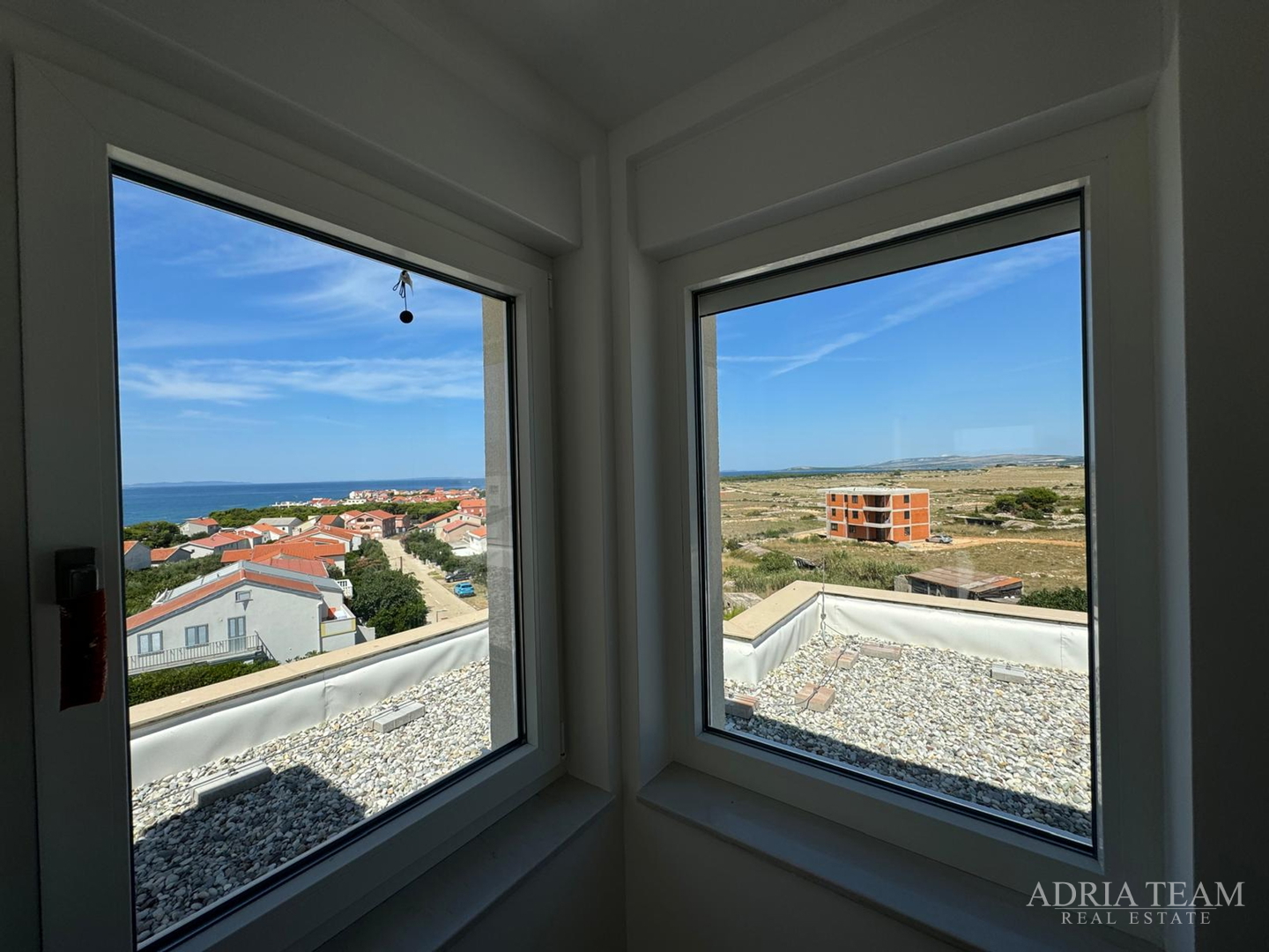 MEERBLICK-APARTMENTS, NEUBAU - POVLJANA, PAG