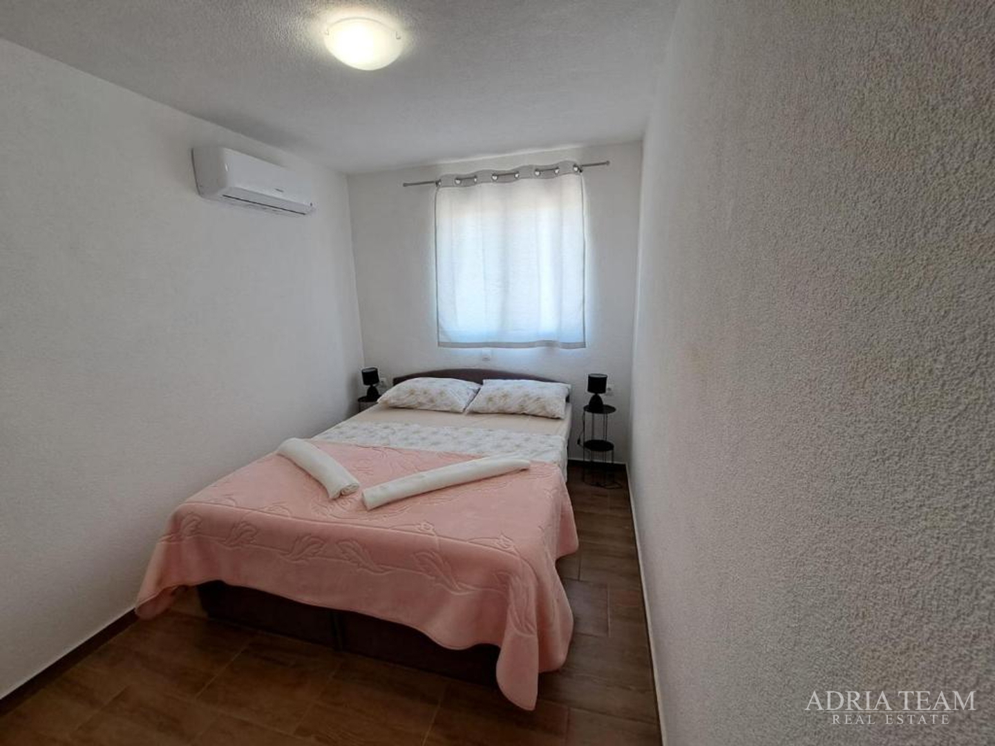 TROSOBNI APARTMAN S POGLEDOM NA MORE - MASLENICA