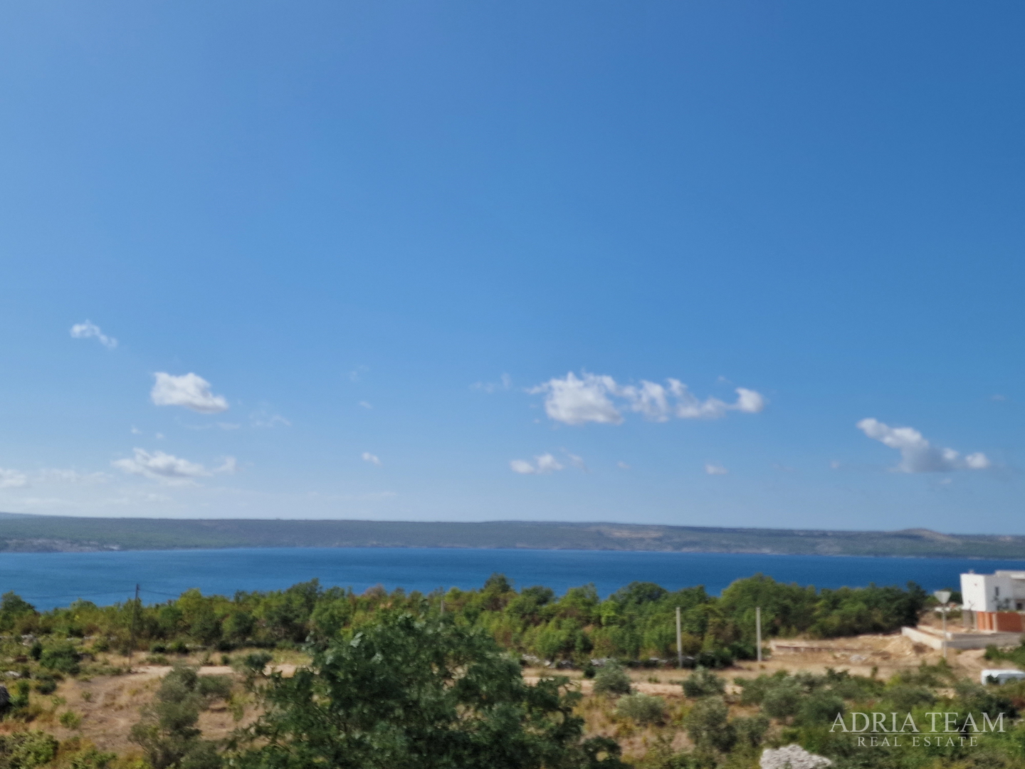 TROSOBNI APARTMAN S POGLEDOM NA MORE - MASLENICA