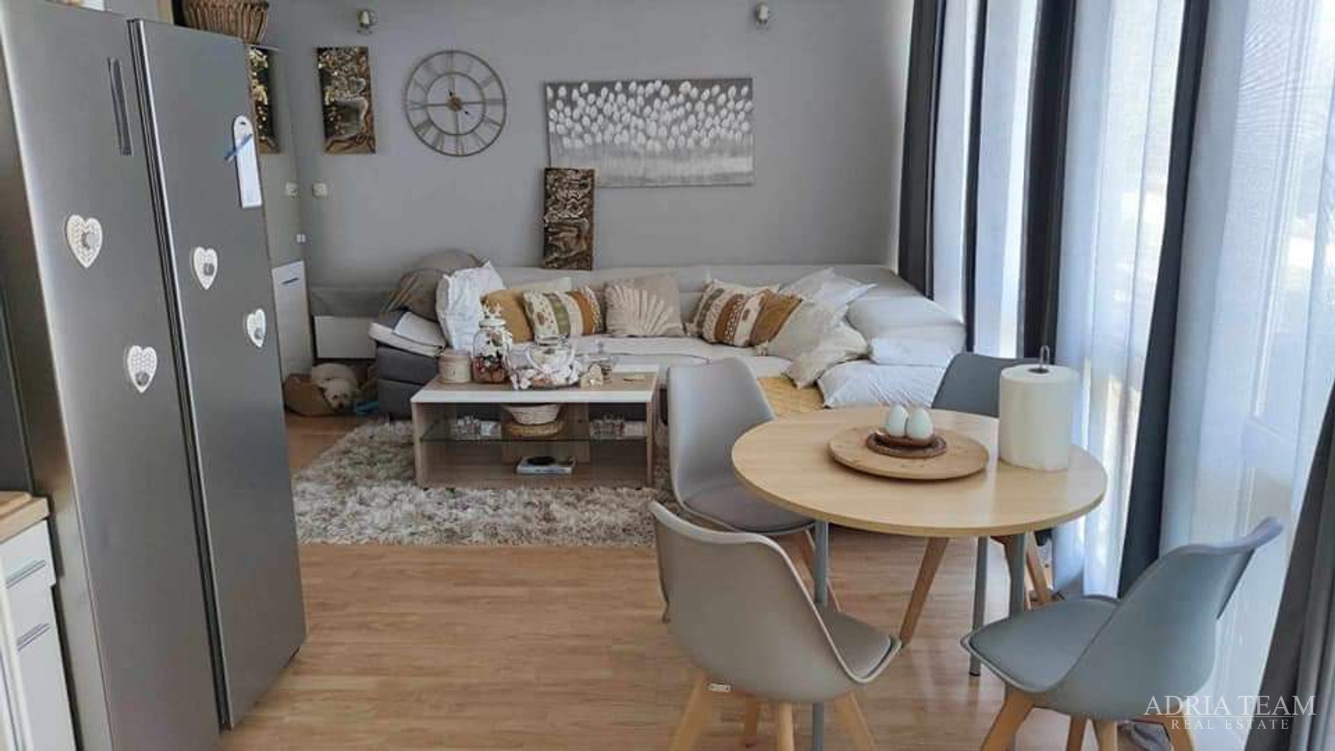 ONE BEDROOM APARTMENT, EXCELLENT OPPORTUNITY FOR COMMERCIAL OR RESIDENTIAL SPACE - BILI BRIG, ZADAR