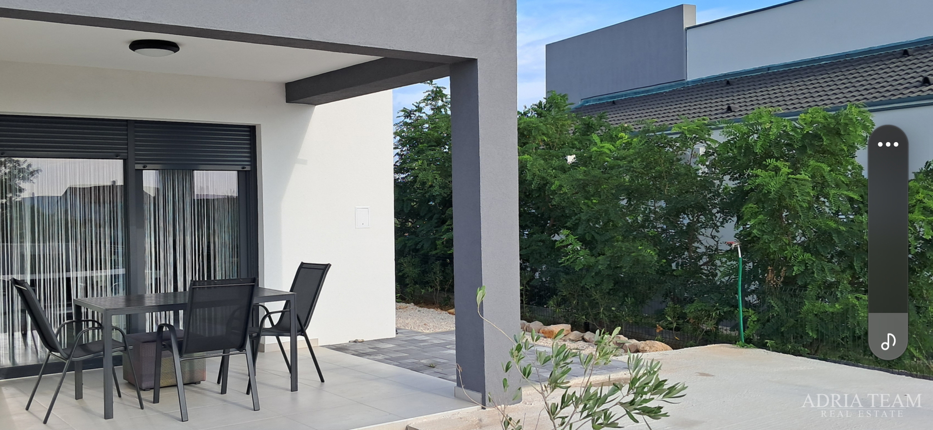 WOHNUNG IN NEUBAU, MEERBLICK, GARTEN 240 m² - POVLJANA, PAG