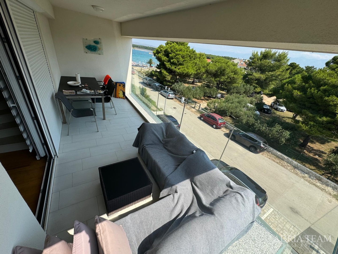 SALE!! APARTMENT WITH BEAUTIFUL VIEW IN THE FIRST ROW TO THE SEA - PAG, POVLJANA