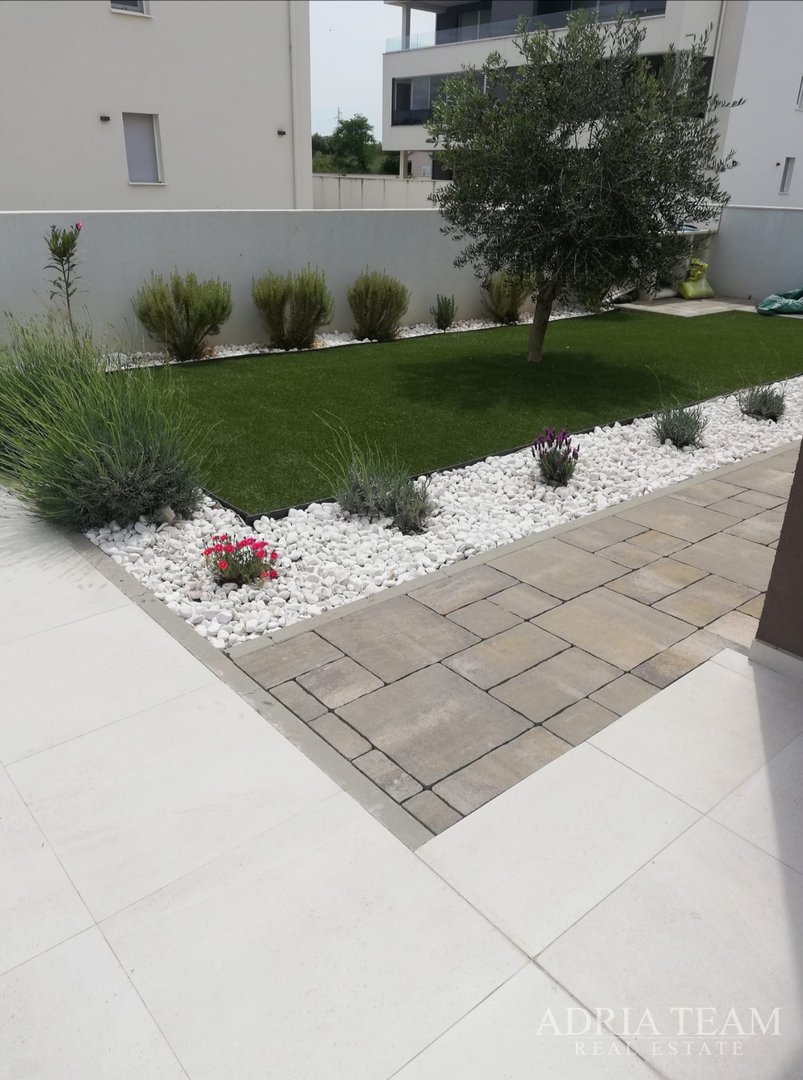 HERBSTAKTION! FERIENHAUS MIT POOL, 120 M VOM MEER ENTFERNT, NIN - ZADAR