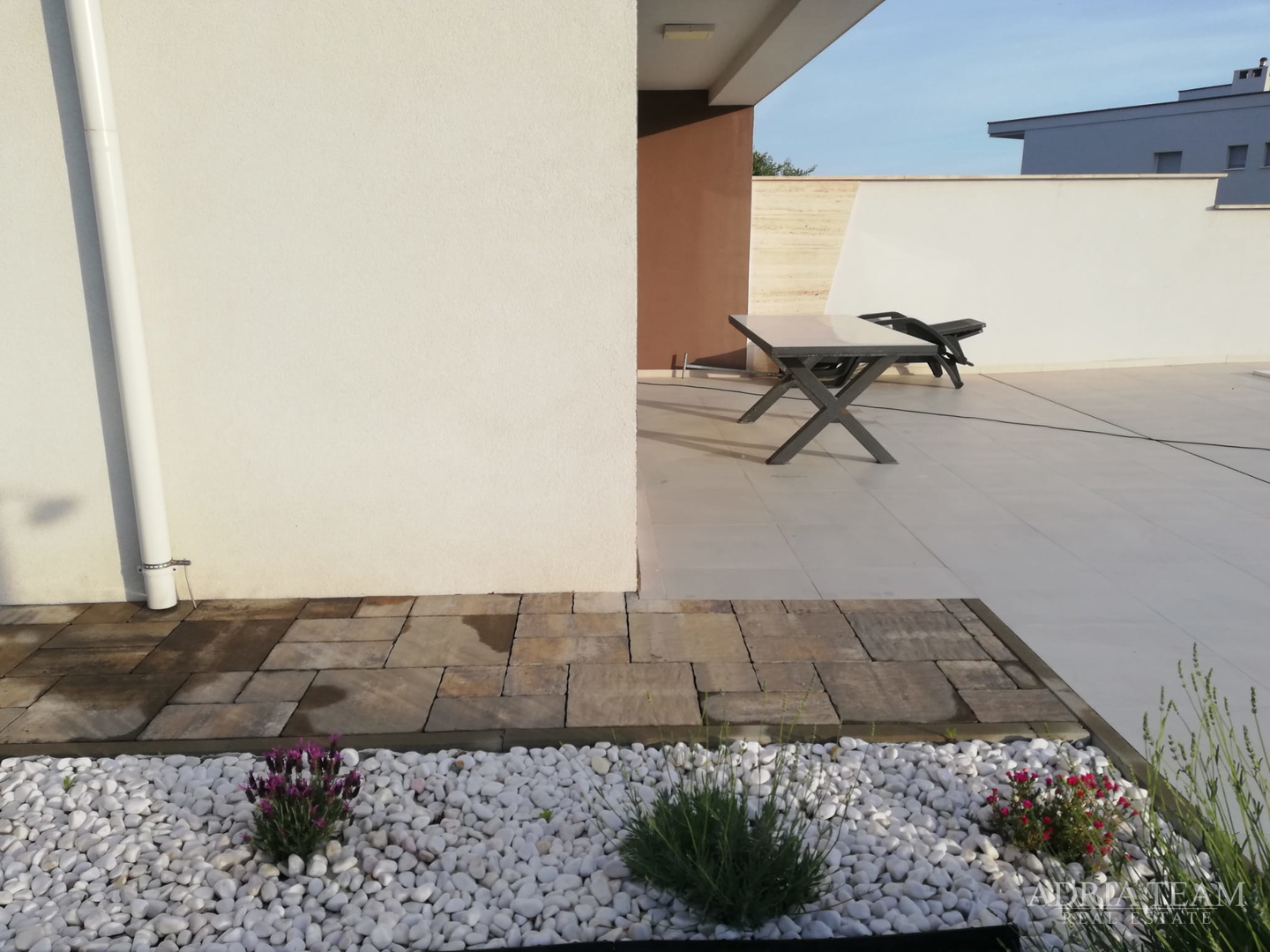 HERBSTAKTION! FERIENHAUS MIT POOL, 120 M VOM MEER ENTFERNT, NIN - ZADAR