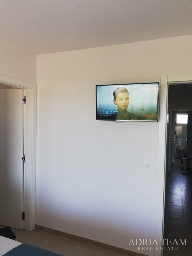 HERBSTAKTION! FERIENHAUS MIT POOL, 120 M VOM MEER ENTFERNT, NIN - ZADAR