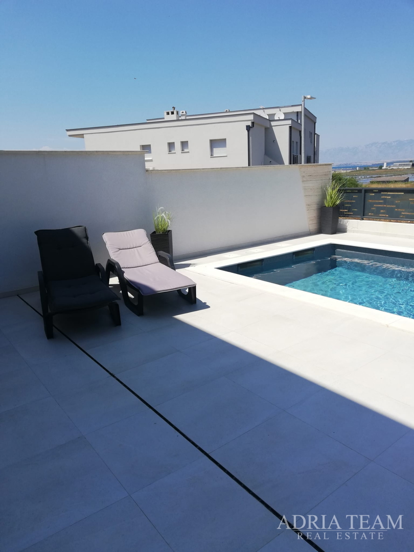 HERBSTAKTION! FERIENHAUS MIT POOL, 120 M VOM MEER ENTFERNT, NIN - ZADAR