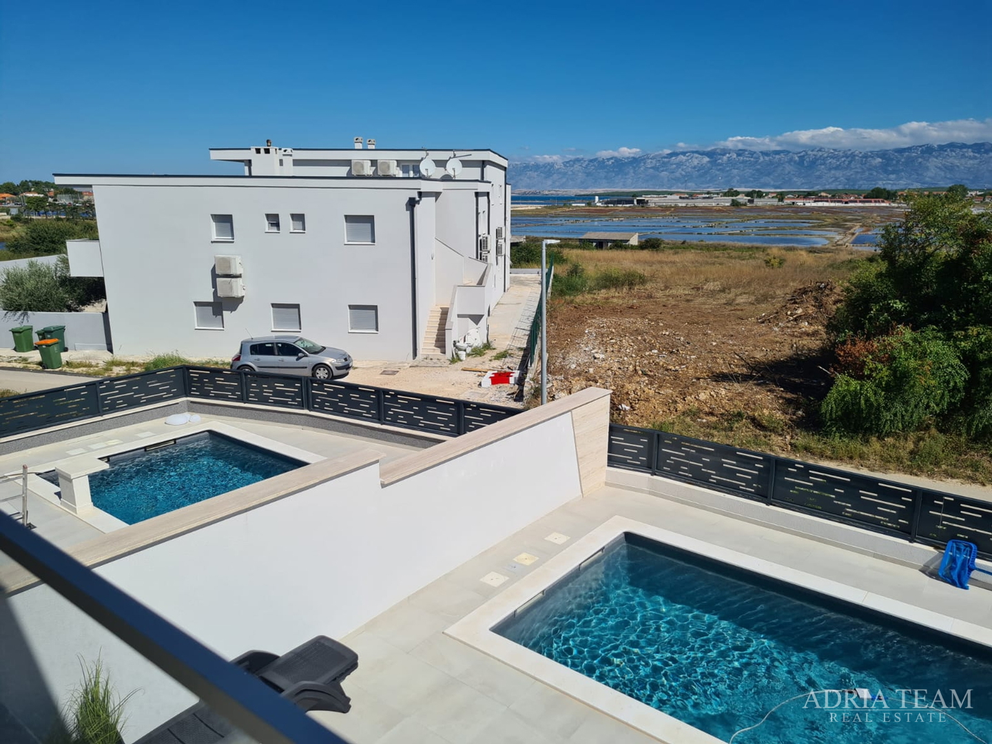 HERBSTAKTION! FERIENHAUS MIT POOL, 120 M VOM MEER ENTFERNT, NIN - ZADAR
