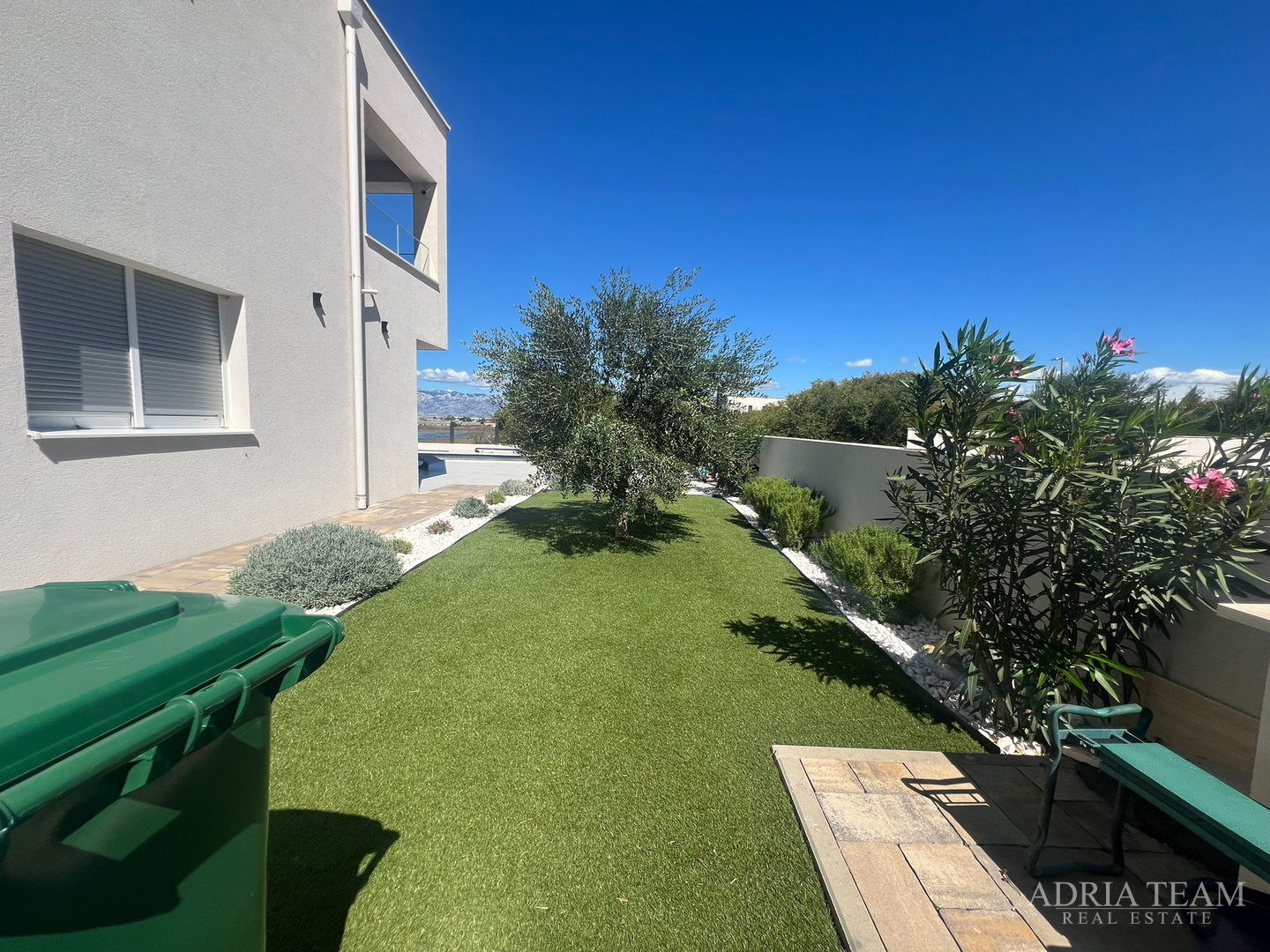 HERBSTAKTION! FERIENHAUS MIT POOL, 120 M VOM MEER ENTFERNT, NIN - ZADAR
