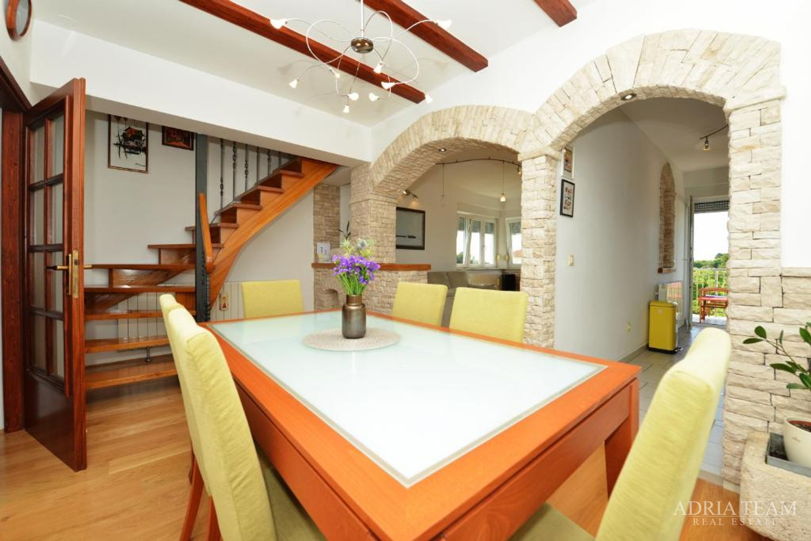 ZWEIETAGENWOHNUNG MIT AUFZUG UND MEERBLICK, NAHE ALLER EINRICHTUNGEN - RELJA, ZADAR