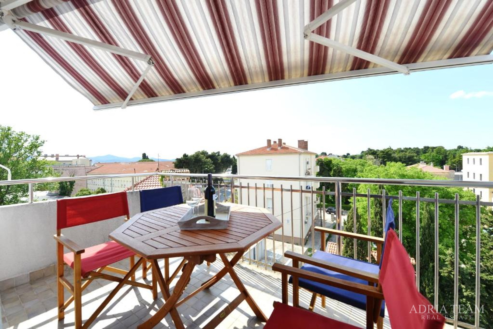 ZWEIETAGENWOHNUNG MIT AUFZUG UND MEERBLICK, NAHE ALLER EINRICHTUNGEN - RELJA, ZADAR