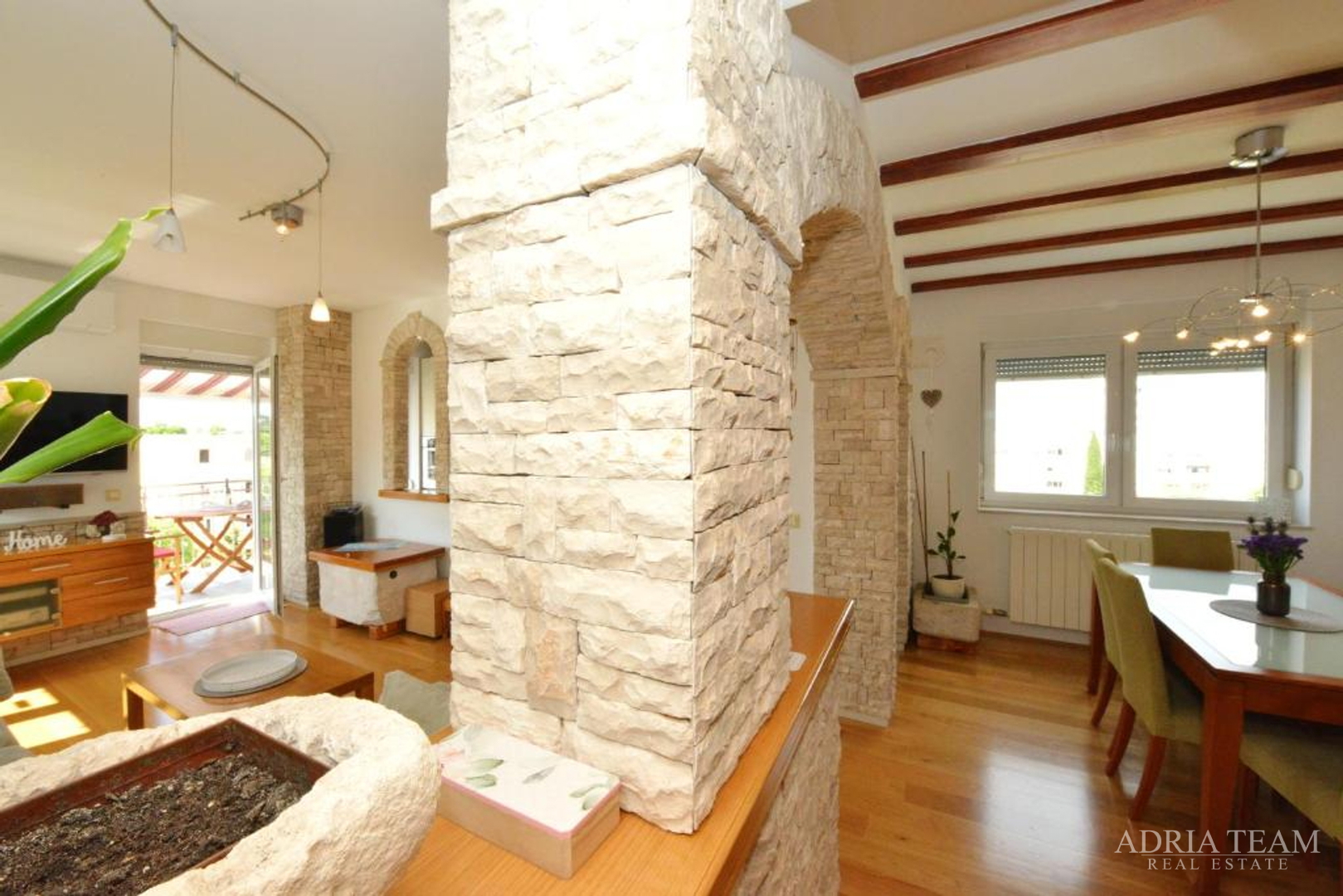 ZWEIETAGENWOHNUNG MIT AUFZUG UND MEERBLICK, NAHE ALLER EINRICHTUNGEN - RELJA, ZADAR